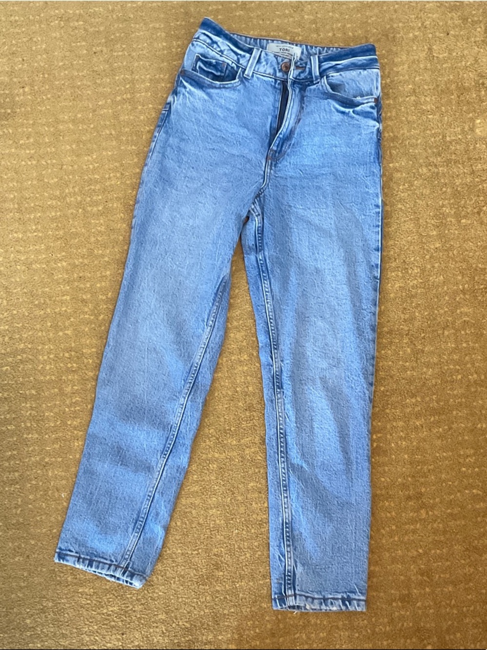 High-Rise Strigid Mom Jeans - Picture 3 of 8